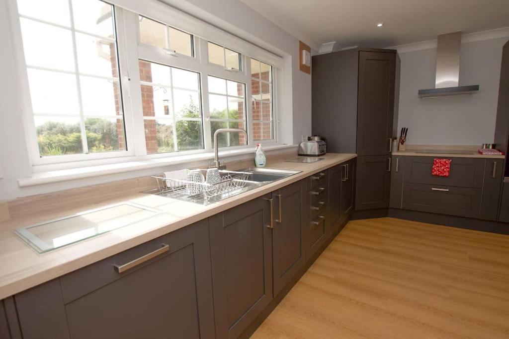 Spacious 5 Bed In The Countryside, Close To Frinton-On-Sea Kirby Cross Esterno foto